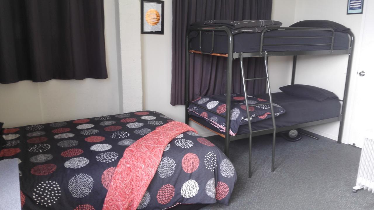 Mountain Jade Backpackers,Private Rooms & Studios Хокитика Номер фото