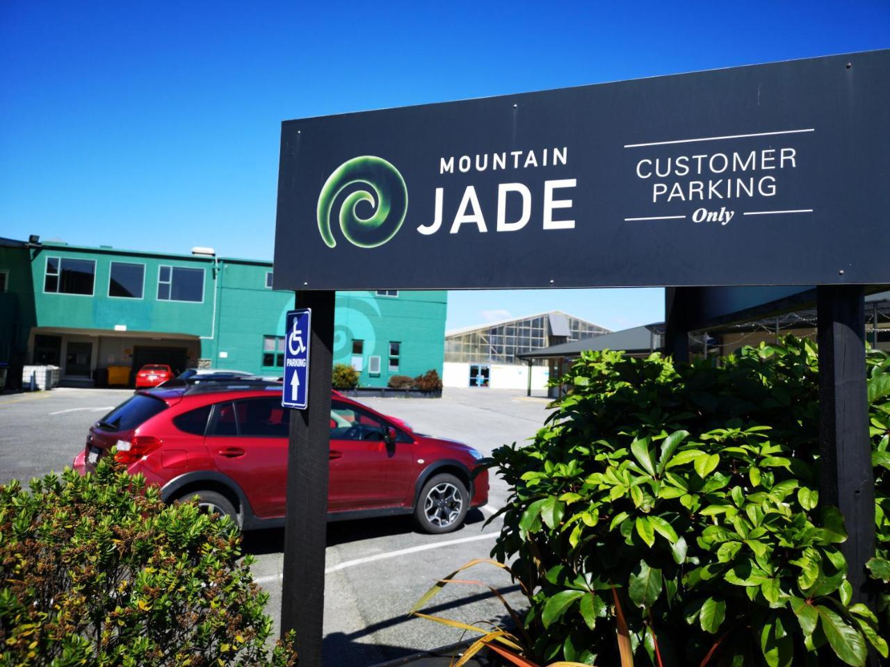 Mountain Jade Backpackers,Private Rooms & Studios Хокитика Экстерьер фото